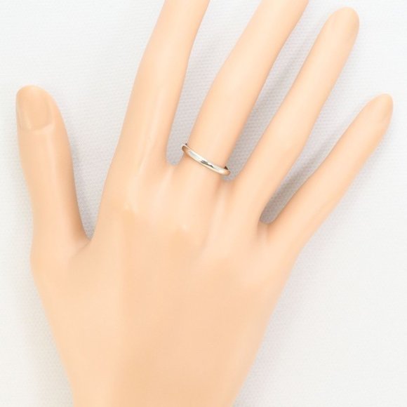 Tiffany PT950 ring with diamonds, total weight approximately 2.3g
